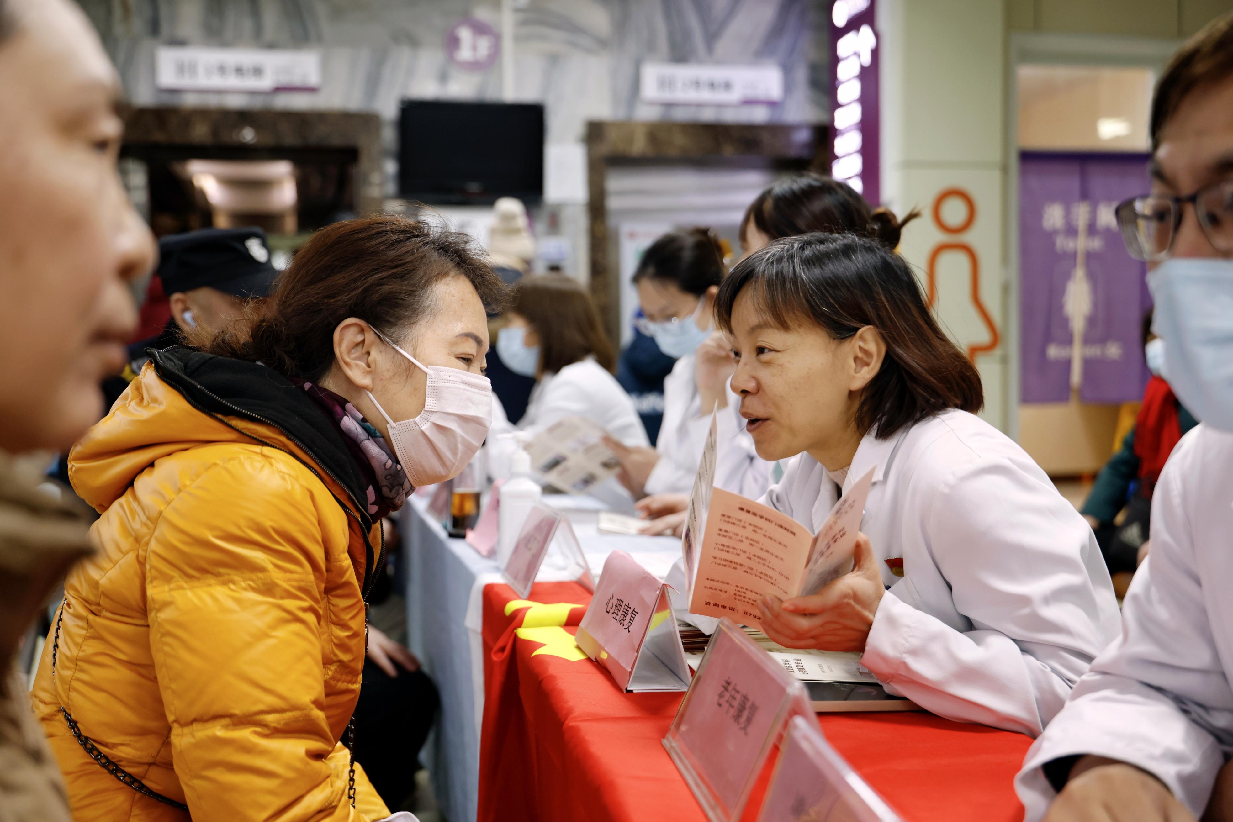 國際康復日 普仁醫(yī)院康復科舉辦公益咨詢活動，關(guān)愛健康送上千萬個原因做治療